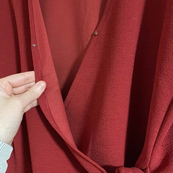 Madewell Texture and Thread Red Wrap Top Medium - Picture 9 of 10